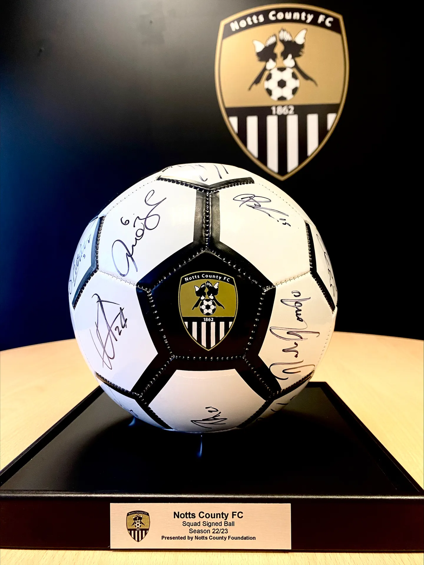 22/23 SQUAD SIGNED BALL GIVEAWAY